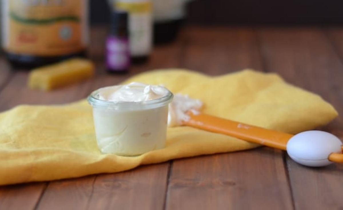 Make face cream at home without spending hundreds of rupees