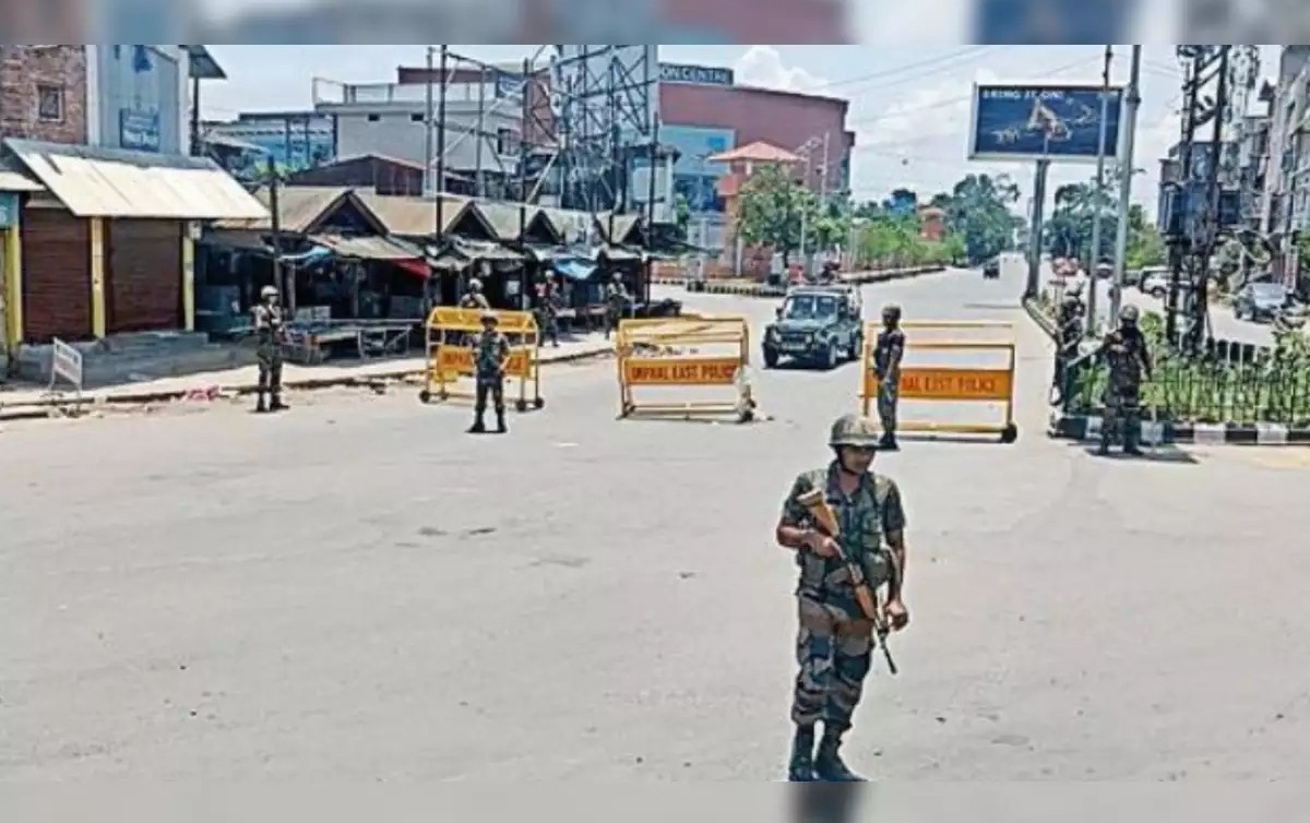 Imphal East and West’s curfew was loosened on Saturday from 5 a.m. to 4 p.m