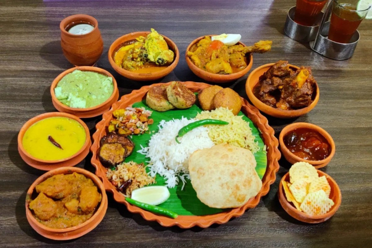 Beyond bhog: A glimpse into the delectable menus of Durga Puja